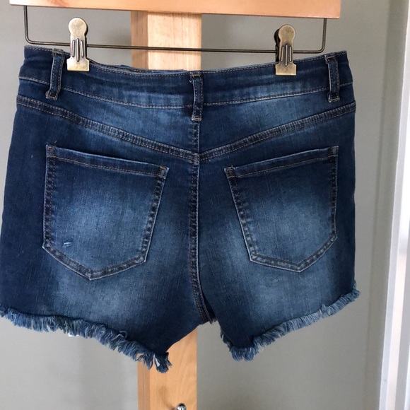 Wax jean shorts - Picture 2 of 4